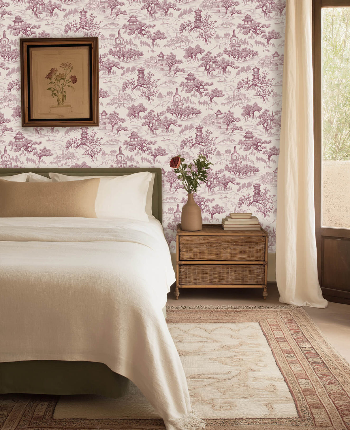 Chinoiserie Purple Wallpaper