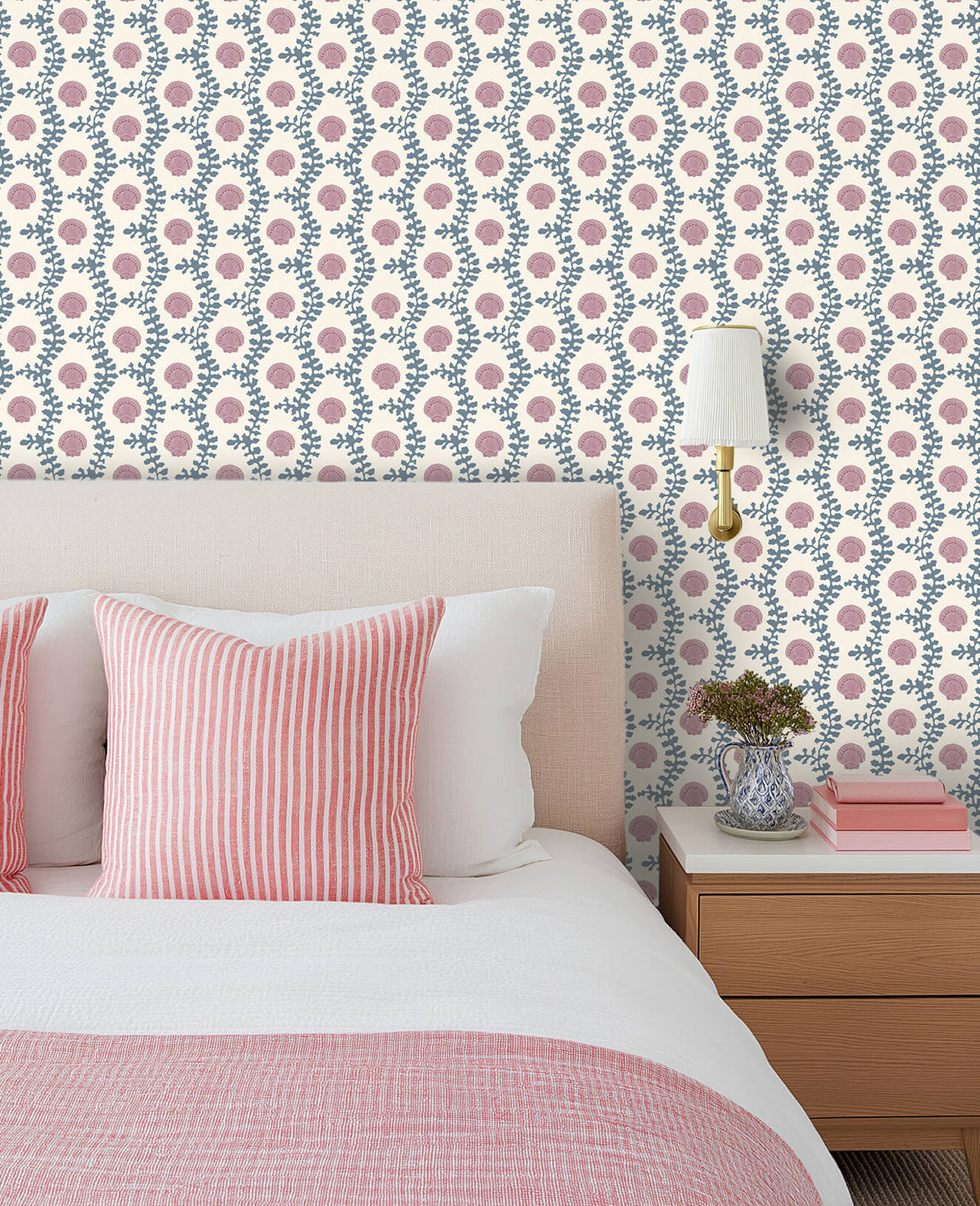 Shell Purple Wallpaper Sample