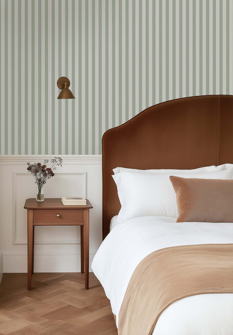 Classic Stripe Green Wallpaper Sample