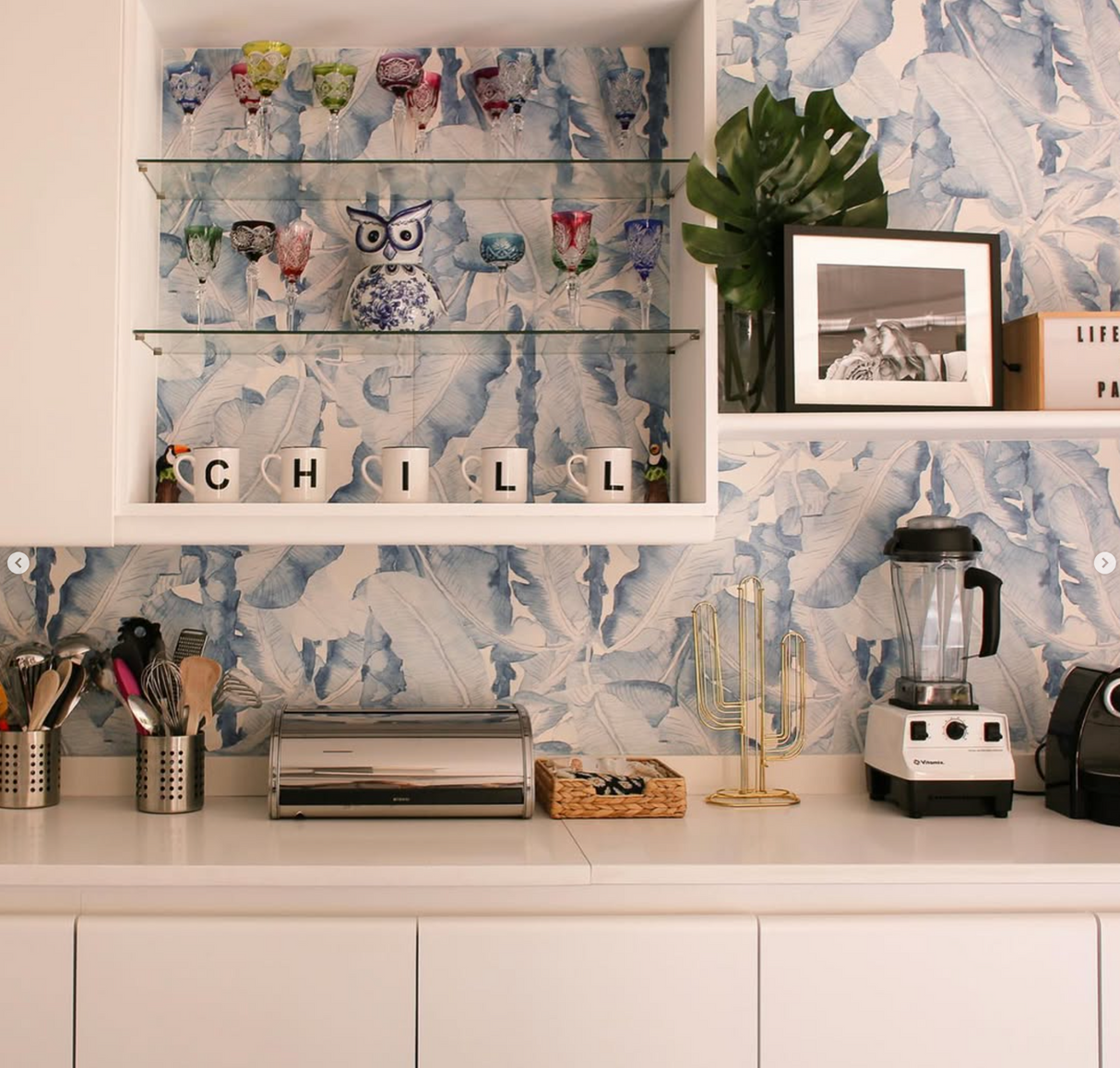 Banana Leaves Watercolour Behang Blue