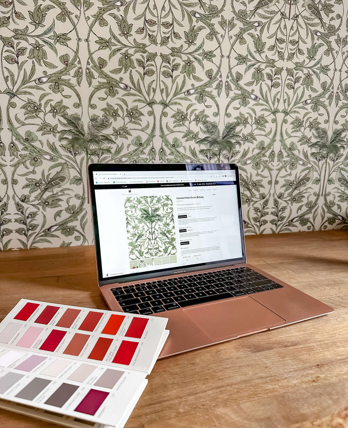 Creative Lab Amsterdam behang Celestial Palm Green wallpaper