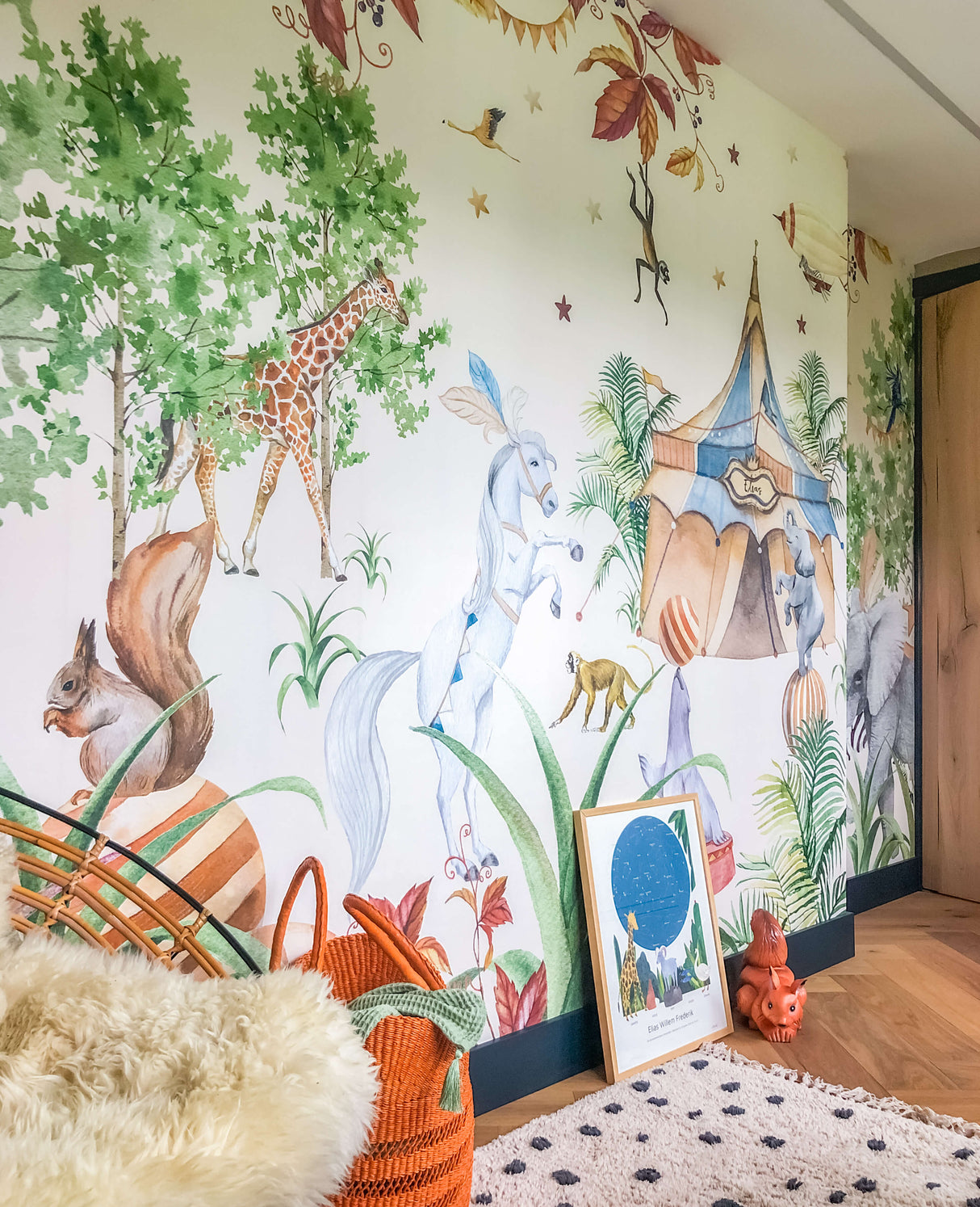 Creative Lab Amsterdam behang Elephant wallpaper