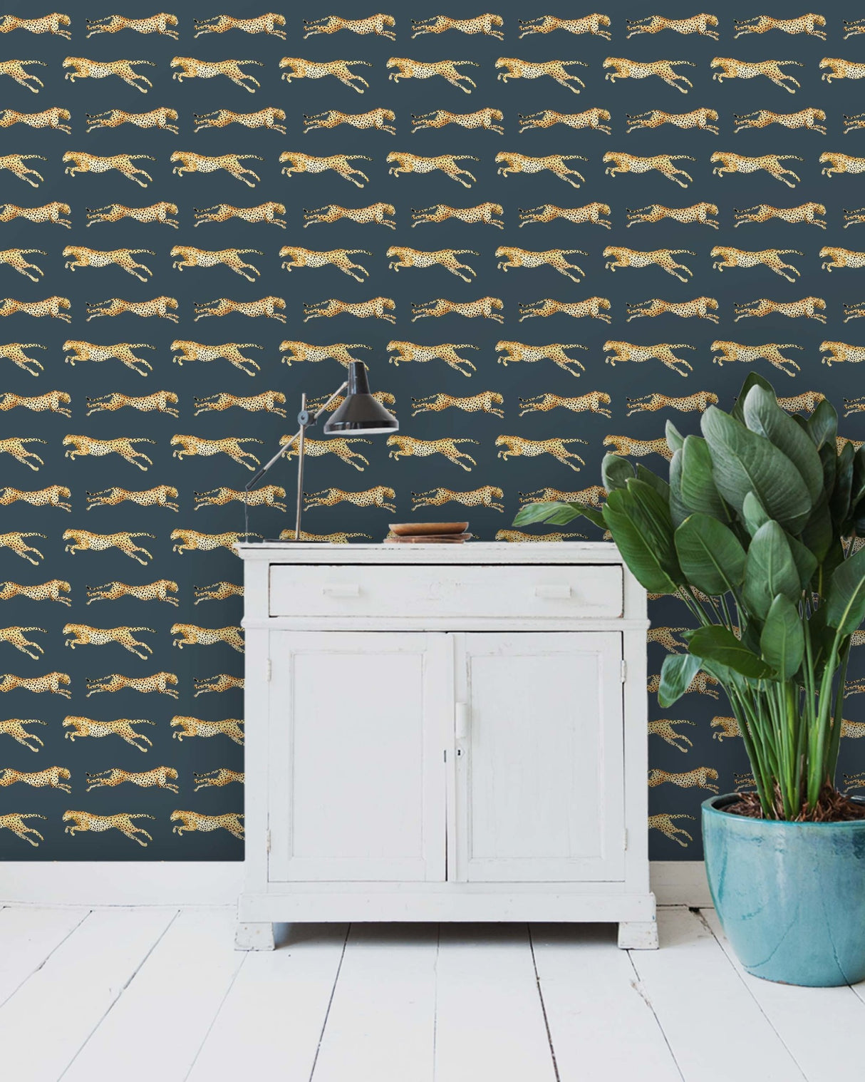 Creative Lab Amsterdam behang Leopard Wallpaper Blue