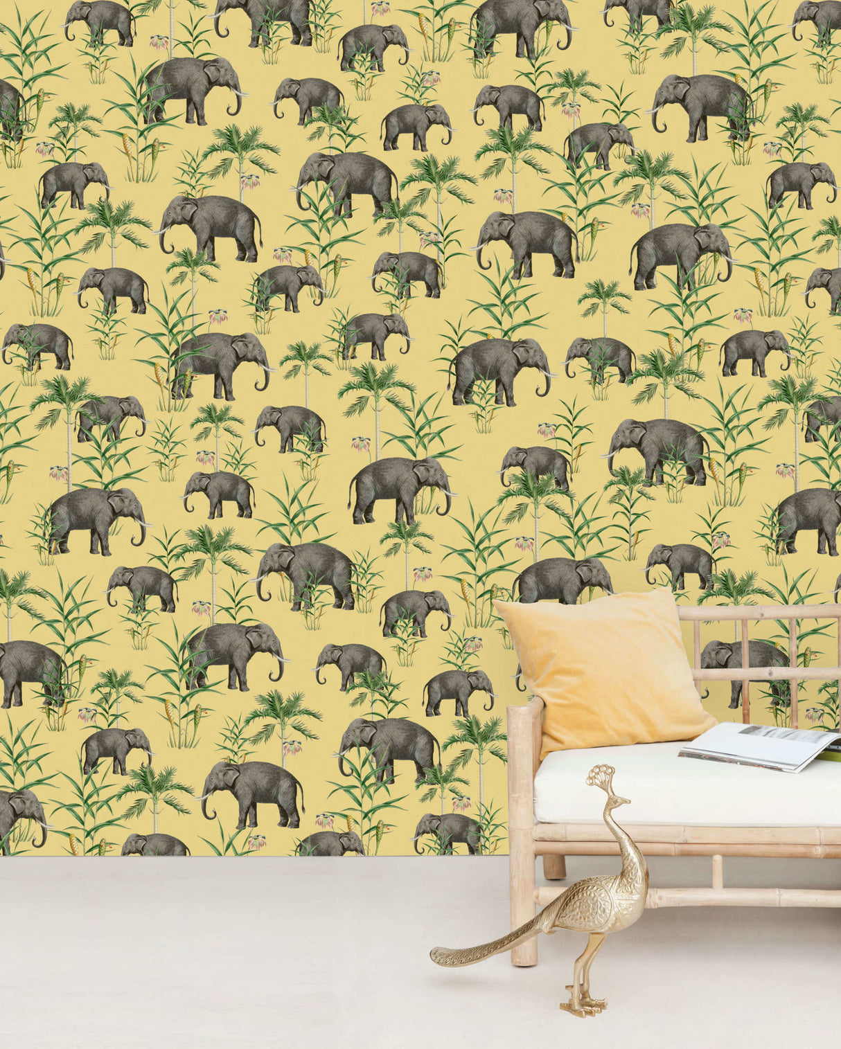 Creative Lab Amsterdam behang Oscar the Elephant Yellow wallpaper
