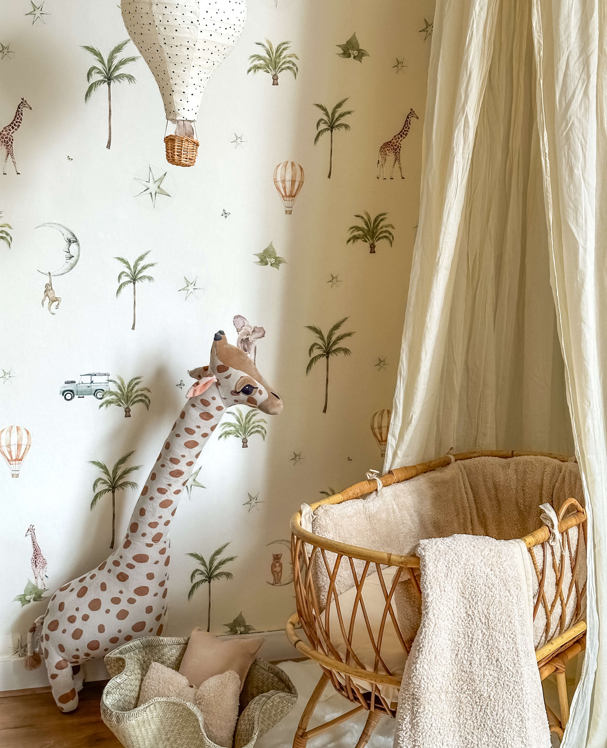 Safari Kids Wallpaper
