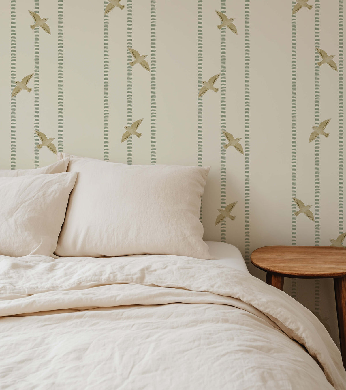 Stripy Bird -Green Khaki Wallpaper