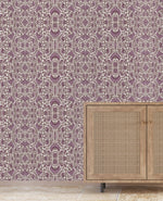 Bombay Flower Purple Behang Sample