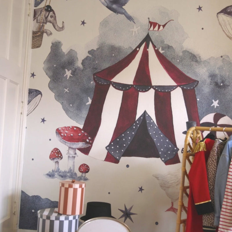 Creative Lab Amsterdam behang Milky Way Theatre Wallpaper video