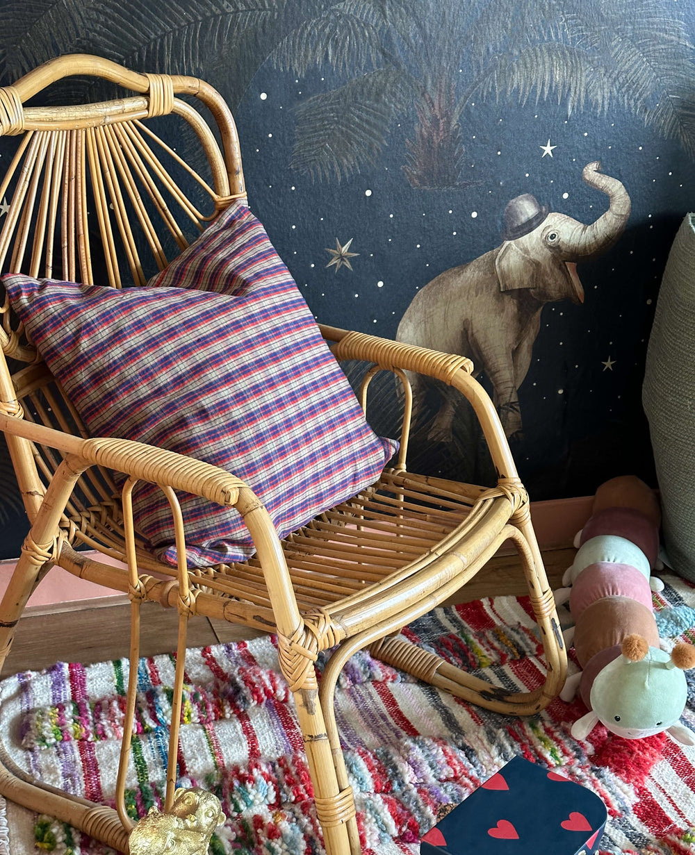 Creative Lab Amsterdam behang Oliver Teddy by Interior Junkie wallpaper detail