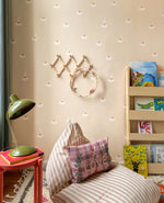 Creative Lab Amsterdam behang Sweet Camomile Soft Almond wallpaper