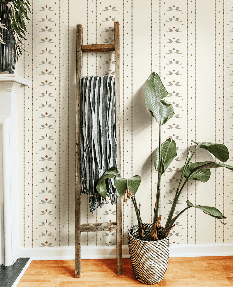 Creative Lab Amsterdam behang Lucky Pigeon Offwhite wallpaper