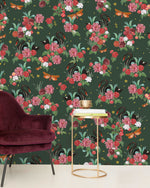 Creative Lab Amsterdam behang Wild Roses Wallpaper Gold