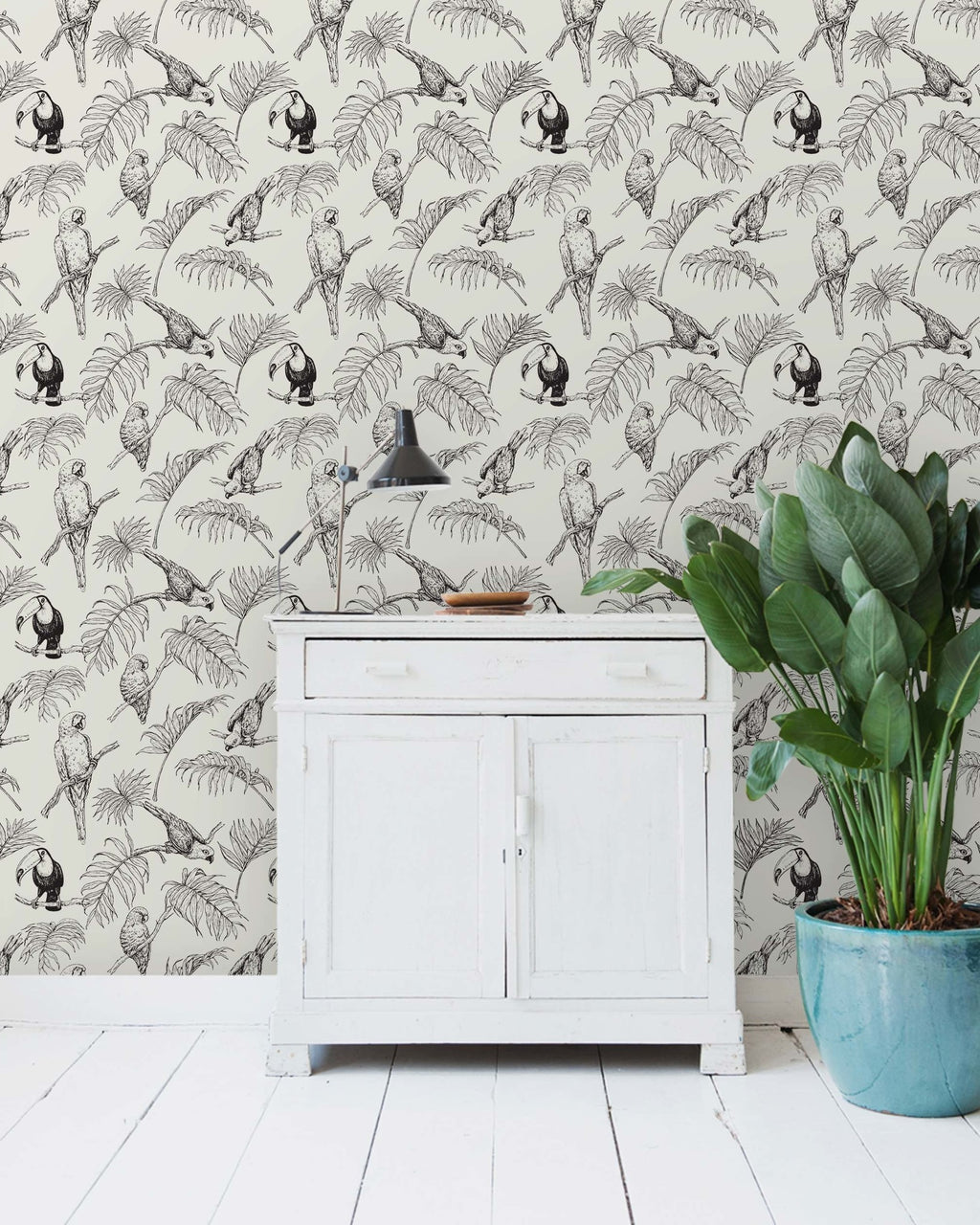 Creative Lab Amsterdam behang Tropic Tucan Wallpaper Cream