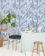 Creative Lab Amsterdam behang Banana Leaves Watercolour Wallpaper Blue