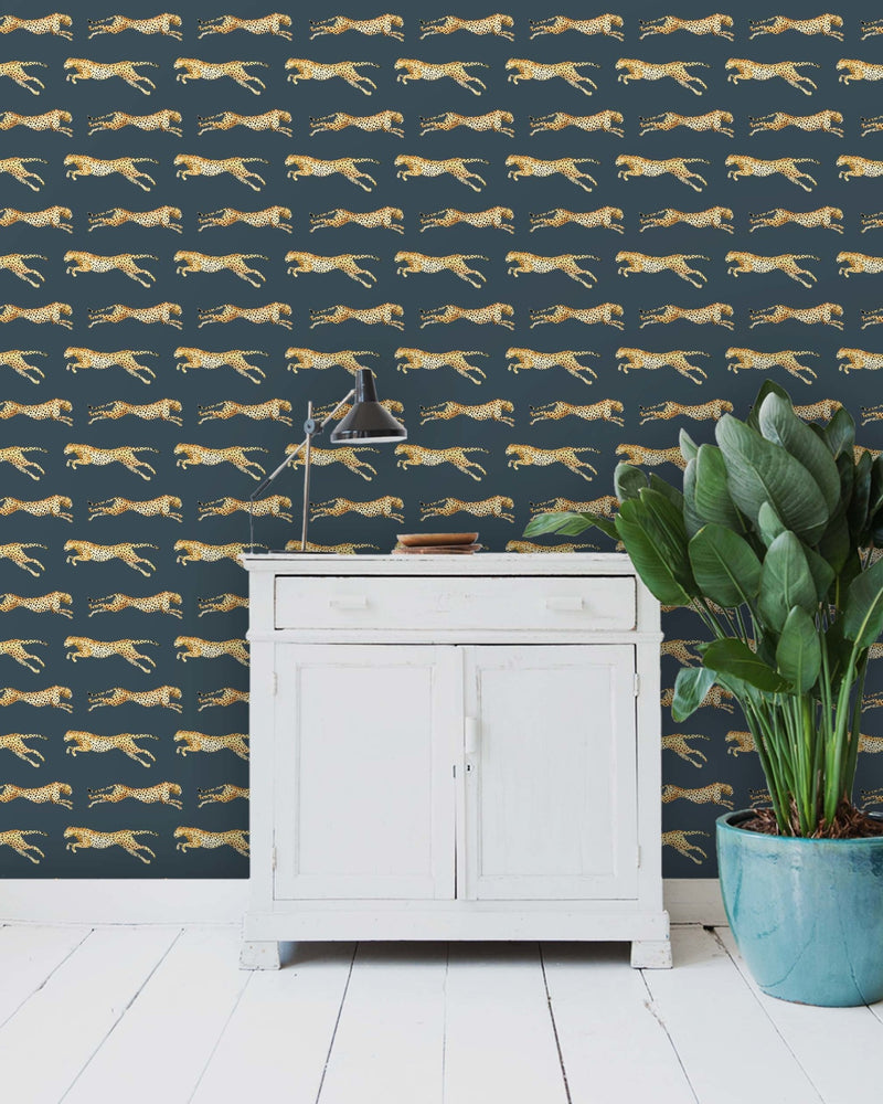 Creative Lab Amsterdam behang Leopard Blue wallpaper 