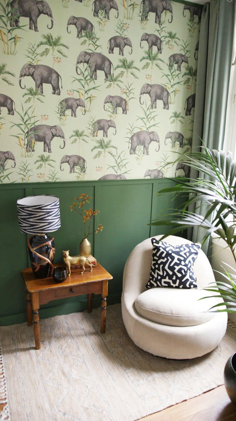 Creative Lab Amsterdam behang Oscar the Elephant Green Wallpaper