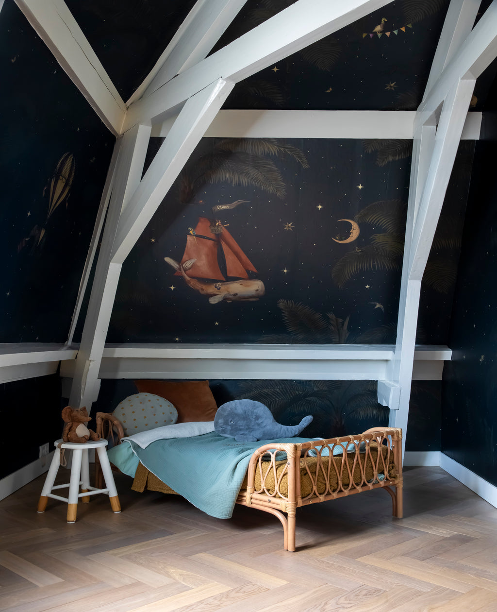 Creative Lab Amsterdam behang Oliver Teddy by Interior Junkie wallpaper