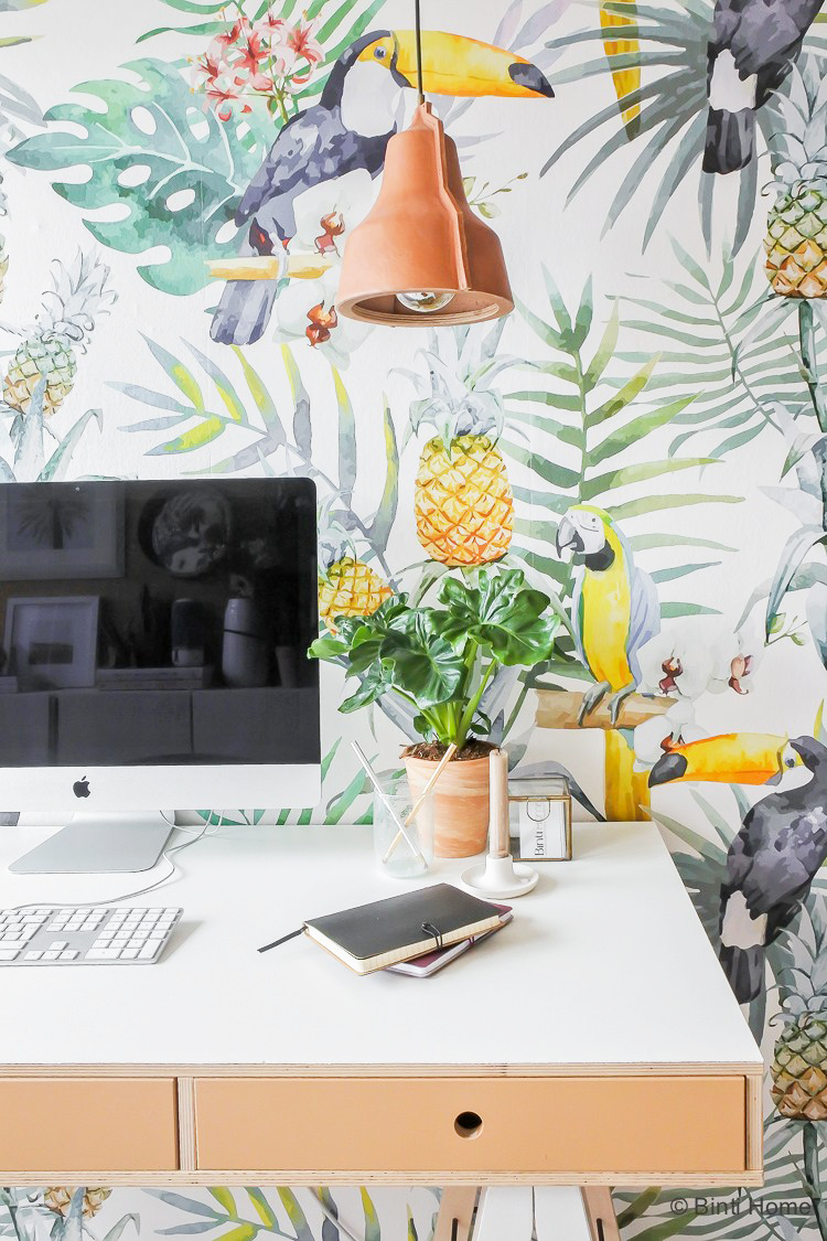 Creative Lab Amsterdam behang Tucan CLA Wallpaper